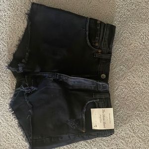 Mom shorts with tags couldn’t return